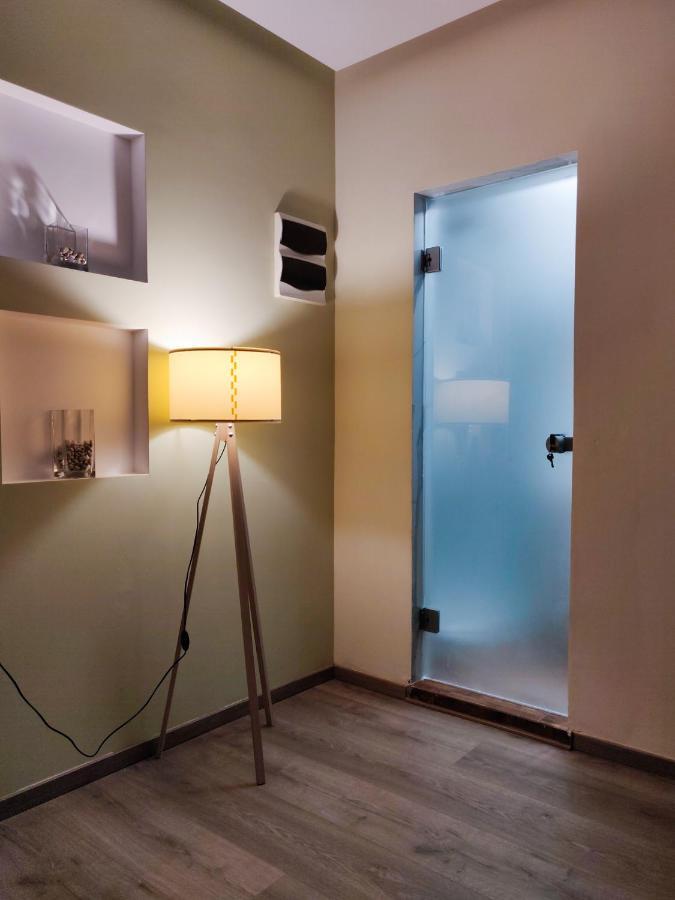 Luxury Suites With King-Sized Bed Thessaloniki Exterior photo