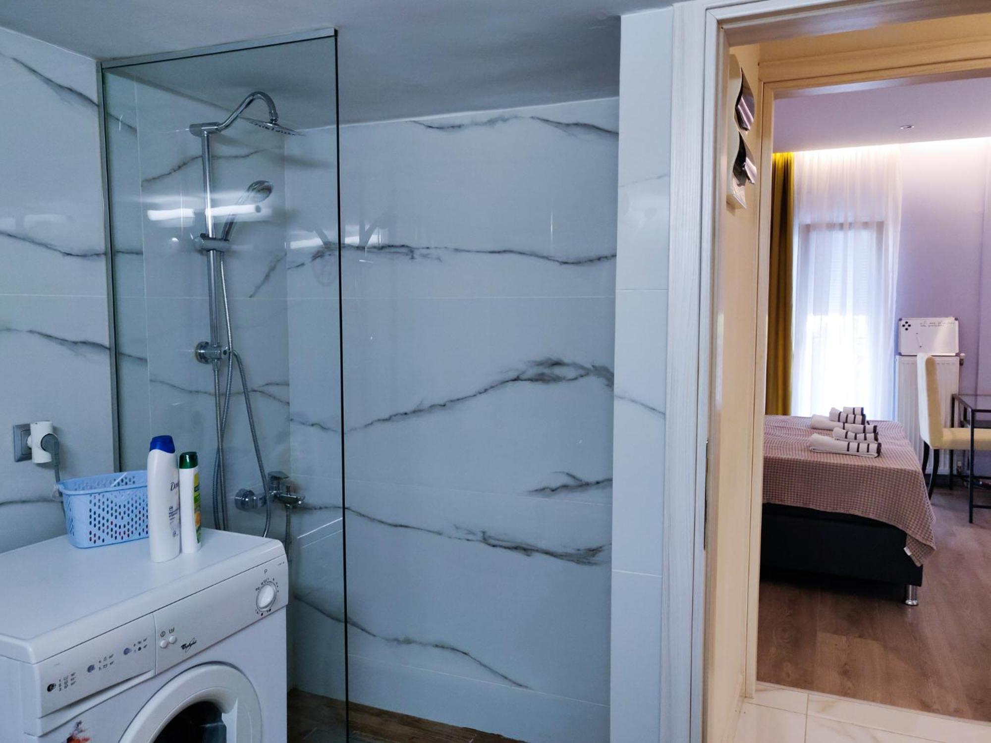 Luxury Suites With King-Sized Bed Thessaloniki Room photo
